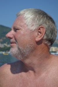 Nigle's beard in profile