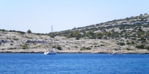 Deja Vu on buoy in Zirje